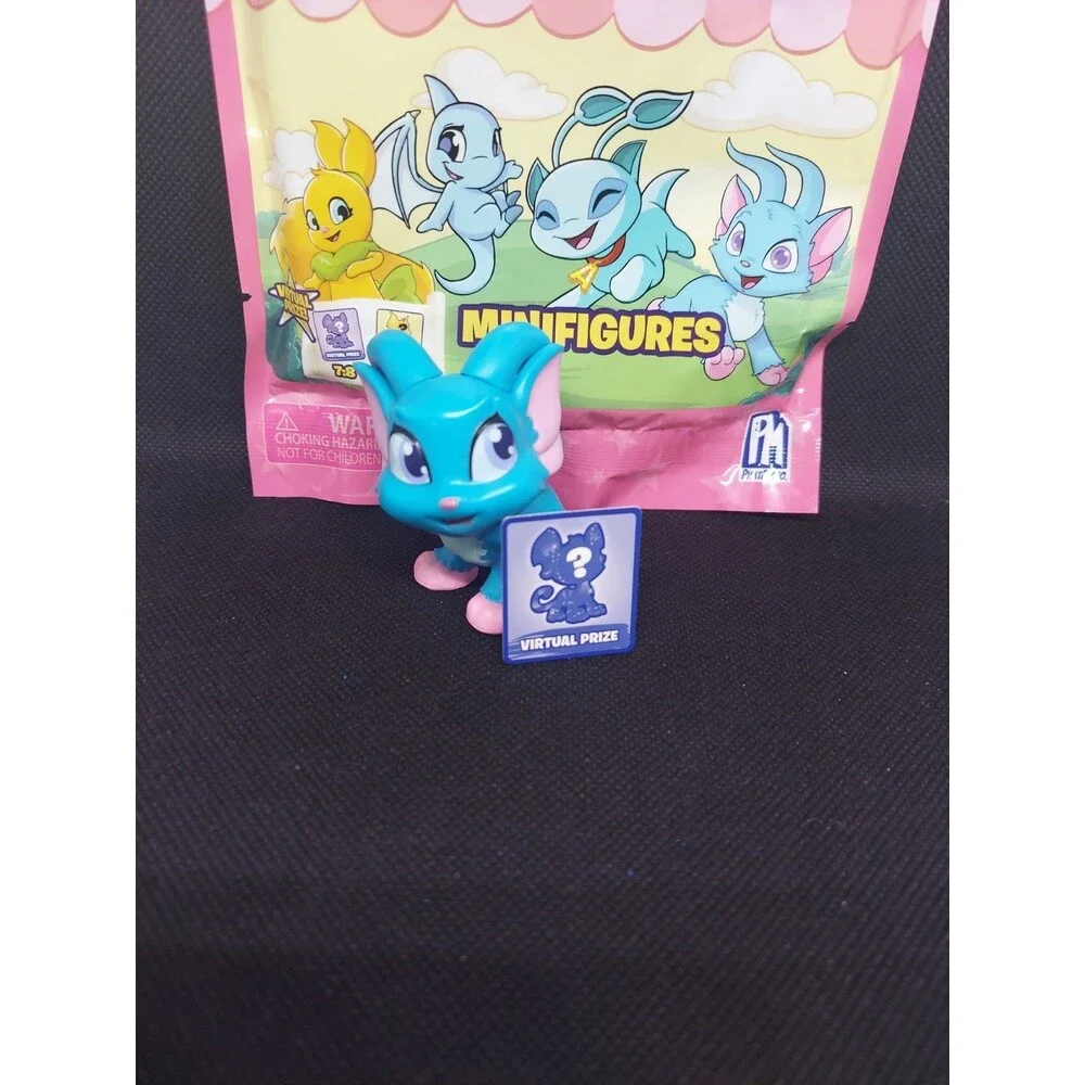 Neopets Phatmojo Minifigure Blind Bag Acara with Bag and Code